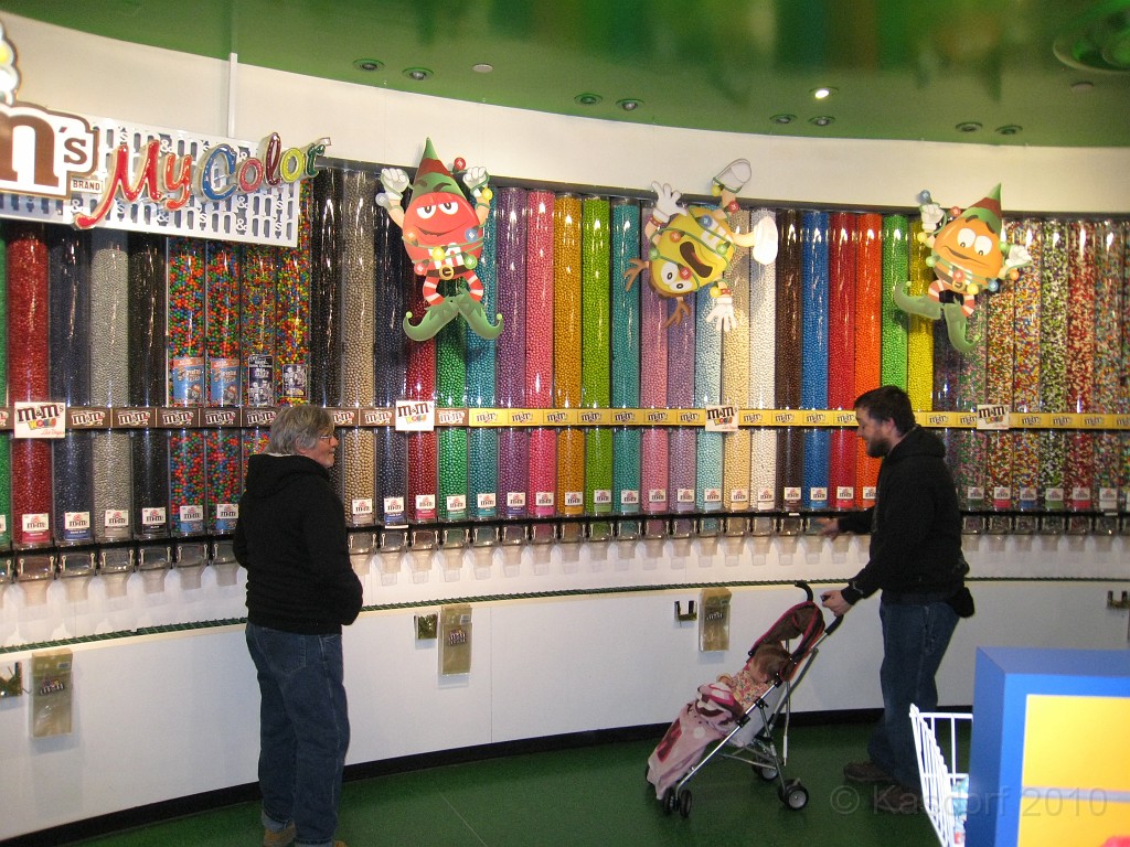 Las Vegas 2010 - Casinos - Buffets 0101.JPG - The 2010 Las Vegas Fire - Ice and Sweat Tour. Half Marathon, Red Rock Canyon, Casinos, Valley of Fire.... and buffets!